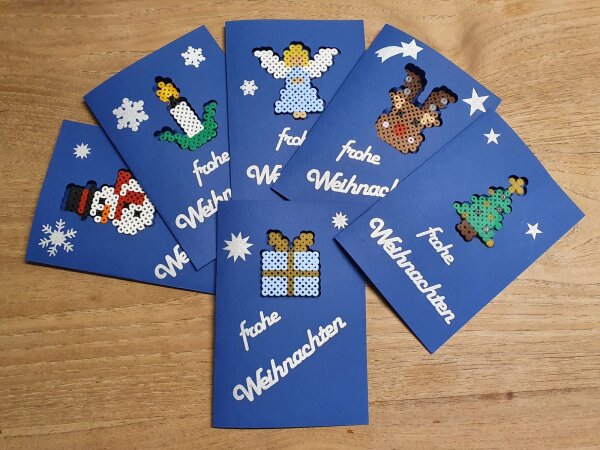 DiY Weihnachtskarten - Sechs Bügelperlenkarten blau/silber incl. Steckplatte und Briefkuverts (q)