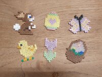 DiY Osterkarten - Sechs Bügelperlenkarten gelb/grün incl. Steckplatte und Briefkuverts