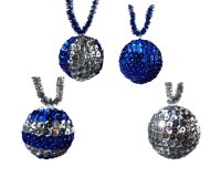 Bastelset "Alles drin" - Vier Styropor-Kugeln (kl/gr) mit Pailletten blau/silber - Christbaumkugeln
