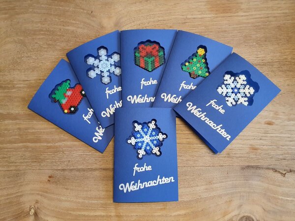 DiY Weihnachtskarten - Sechs Bügelperlenkarten blau/silber incl. Steckplatte und Briefkuverts (s)